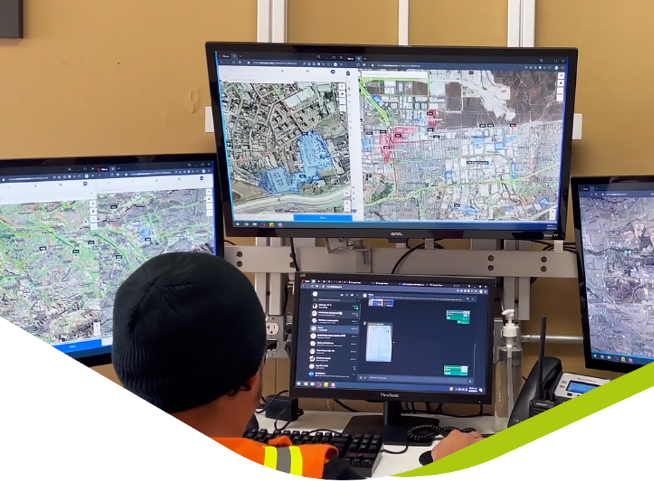 Track GPS and advanced technology. Agent monitoring by Mex-Cal Trucking company.